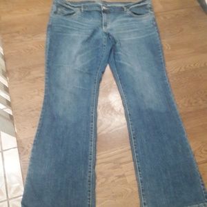 Mossimo Low-rise boot-cut jeans!  18R